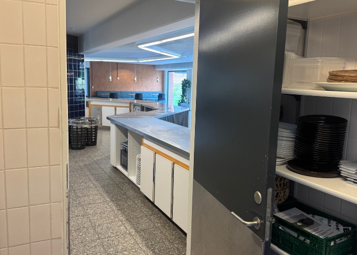 Produktionskøkken adgang kantine